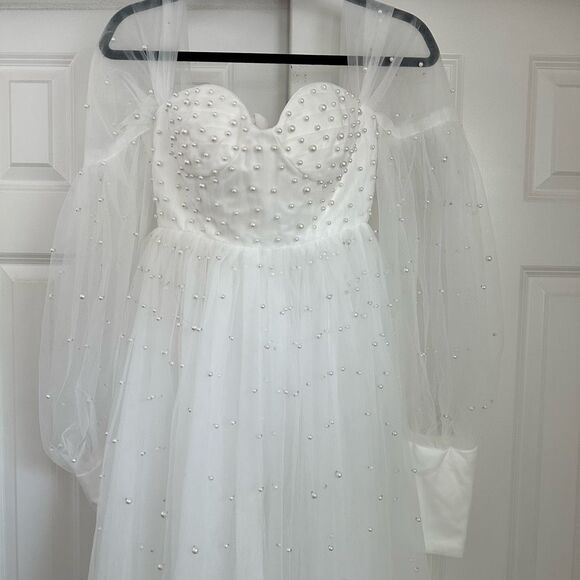 HY WHITE PEARL MATERNITY GOWN/DRESS - Picture 7 of 12